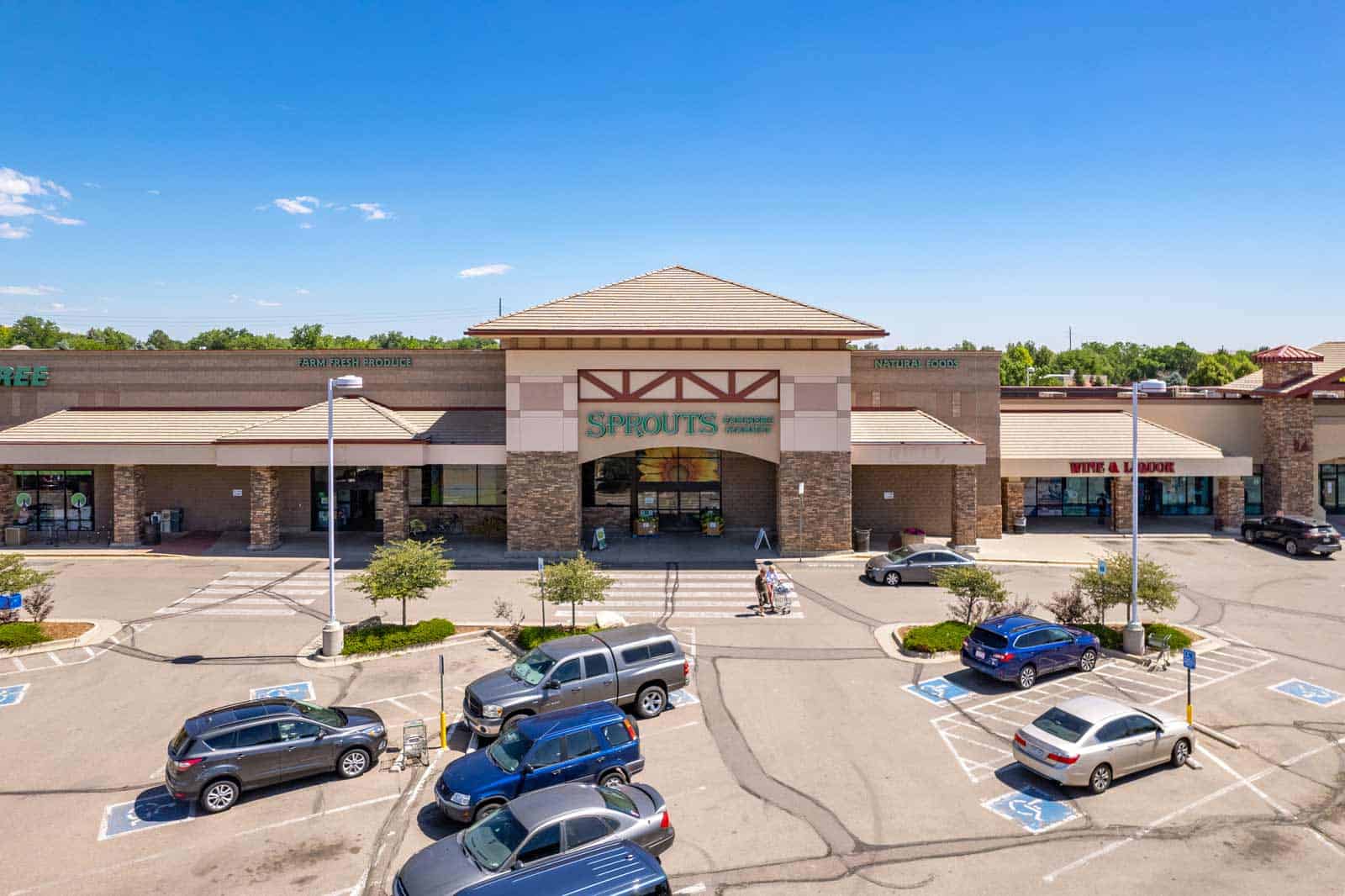 Sprouts Farmers Market Surpasses Expectations in Q2