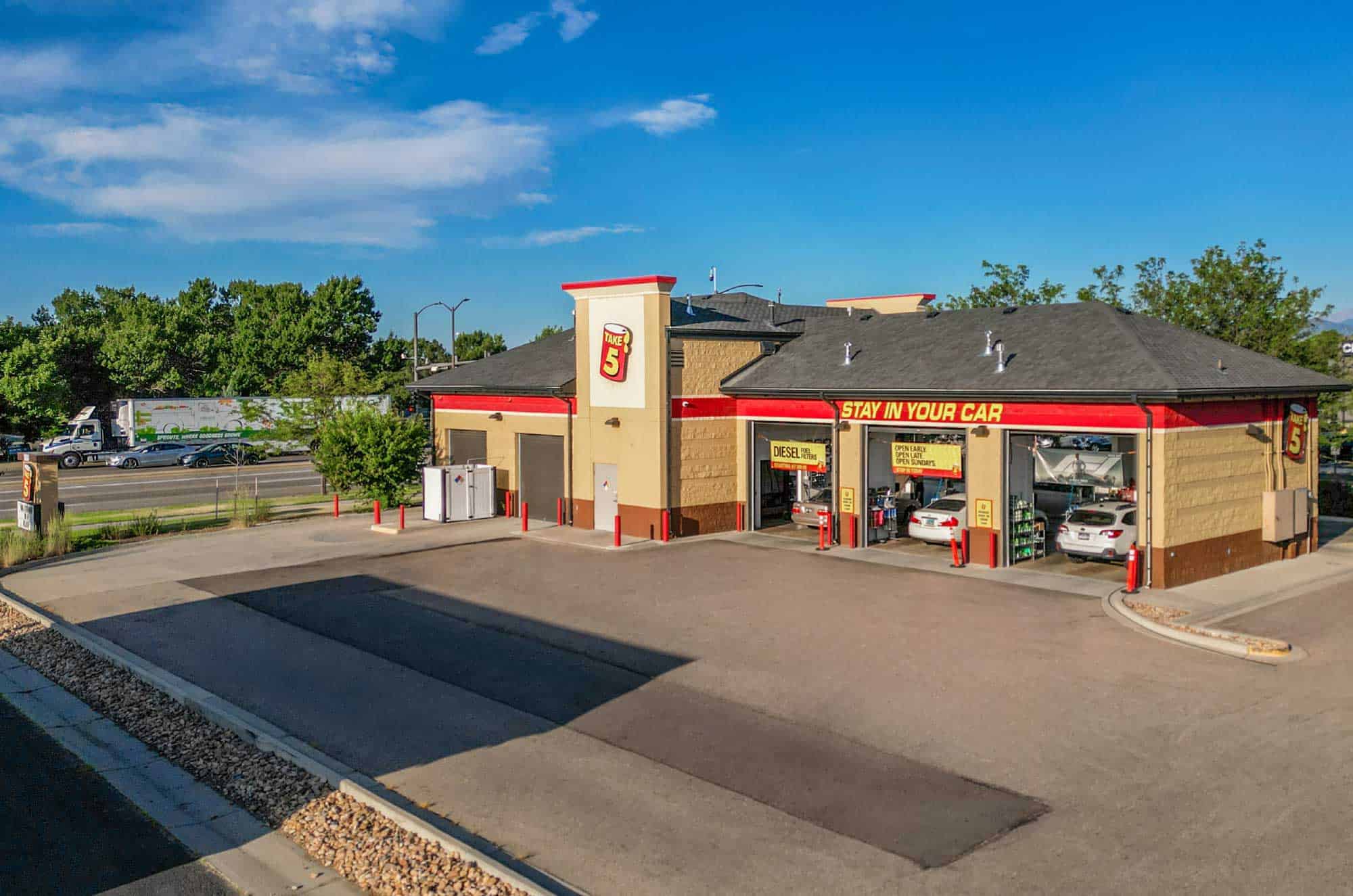 Blue West Capital and SRS Real Estate Partners Complete Sale of Two Take 5 Oil Change Ground Leases in Colorado